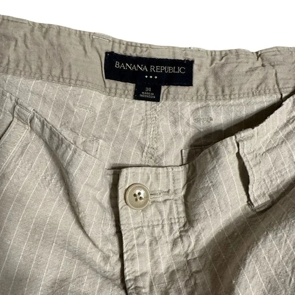 Banana Republic beige striped flat front linen blend shorts size waist 34”